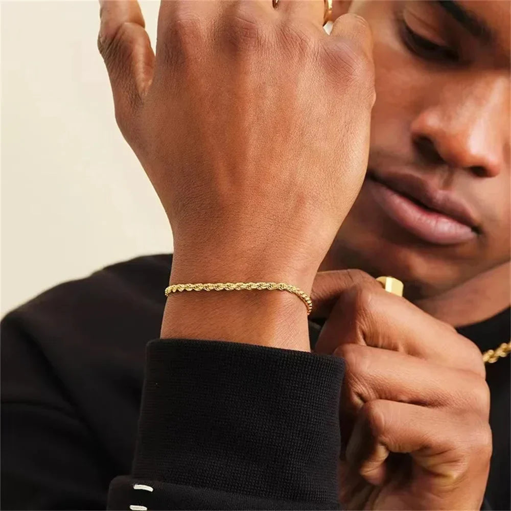 Klassisches geflochtenes Armband in Gold