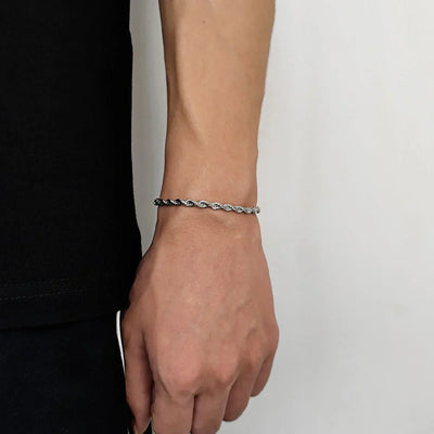 Klassisches geflochtenes Armband in Gold