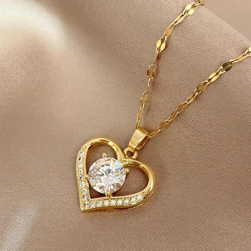 Timeless Love – Herz-Halskette