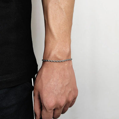 Klassisches geflochtenes Armband in Gold