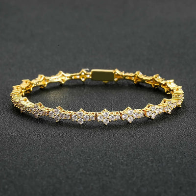 Elegantes Tennisarmband in Silber mit funkelnden Zirkoniasteinen
